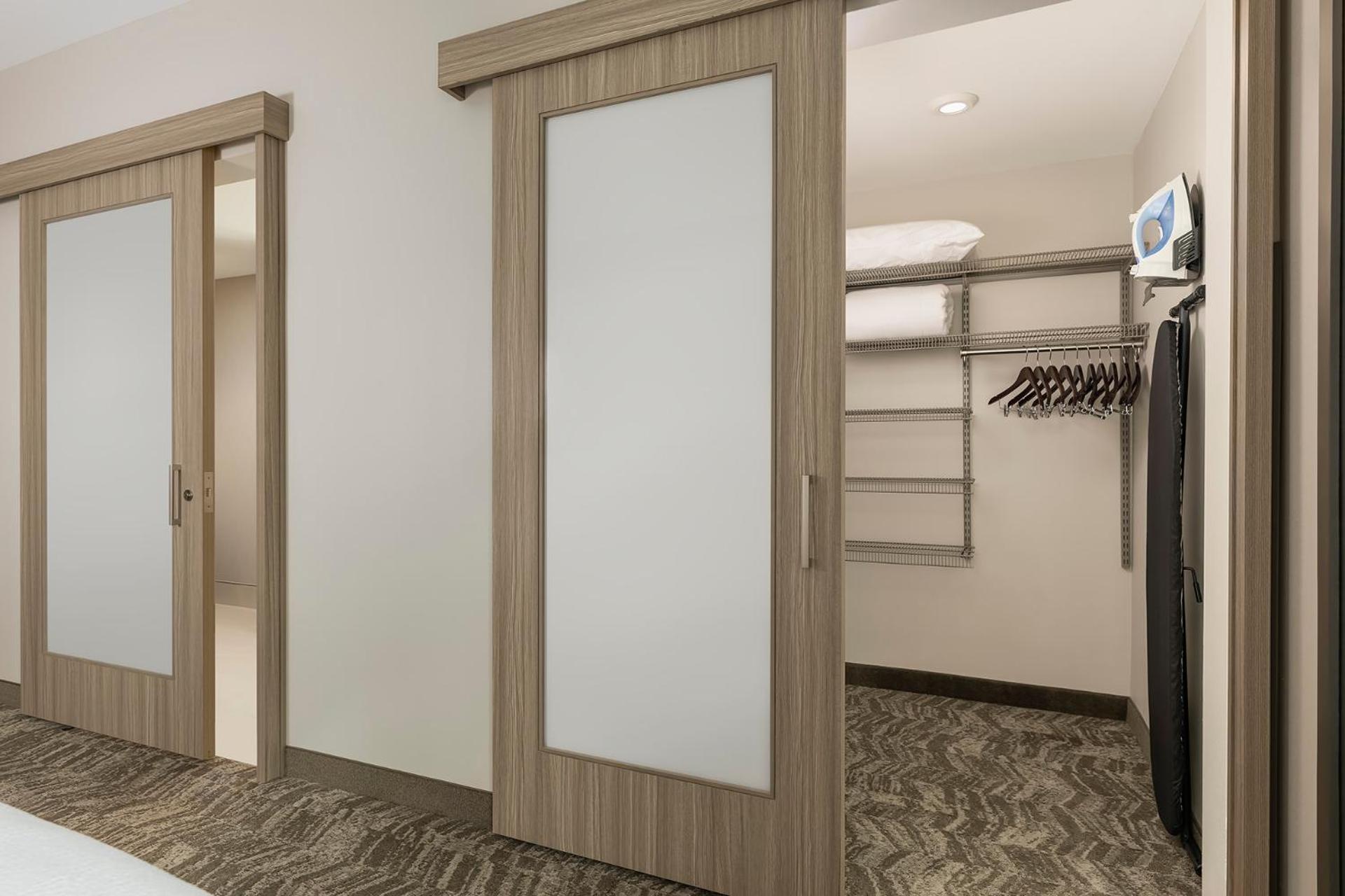 Springhill Suites By Marriott Fargo Quarto foto